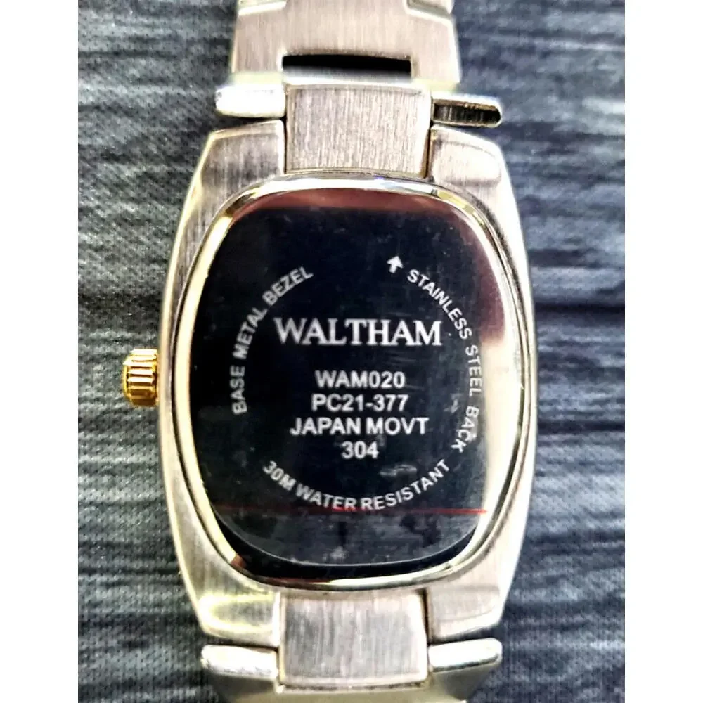Pristine Vintage WALTHAM‎ 2 Tone 80's Retro Men's Watch